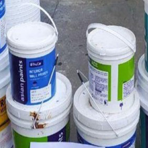 Duplicate paint cans seized in Vanagaram