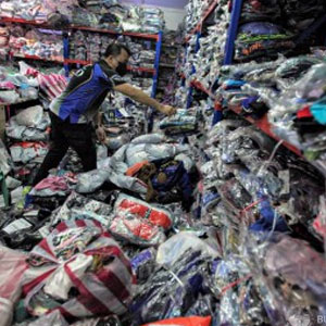 BOC seizes PHP2.5-B worth of counterfeit goods in Pasay